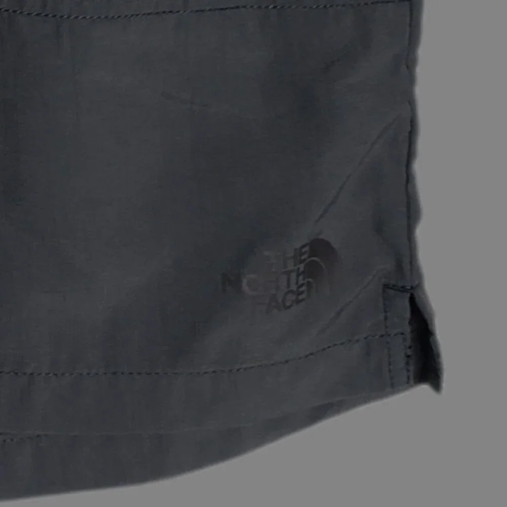 The North Face Mens Nylon Lightweight Shorts Black Large